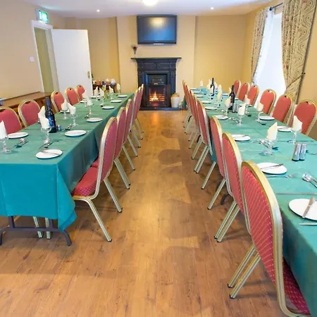 Larkin's Pub, Restaurant, And 3* Milltown (Kerry)